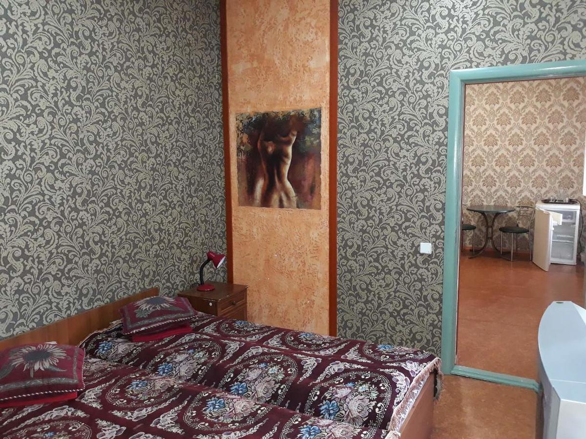 Eurolux Hotel ポルタヴァ エクステリア 写真